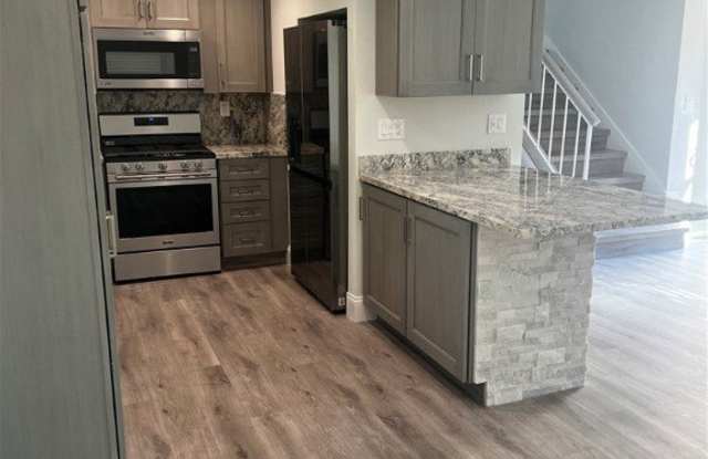 524 Greenbriar Place