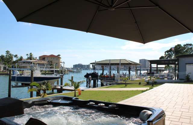 229 Palm Island Northwest