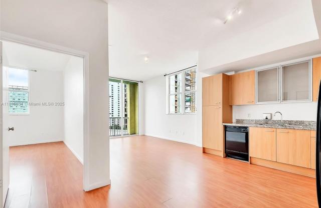 Photo of 1350 NW 8th Ct