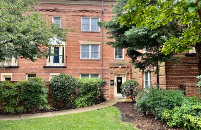 1205 N PITT STREET - 1205 North Pitt Street, Alexandria, VA 22314