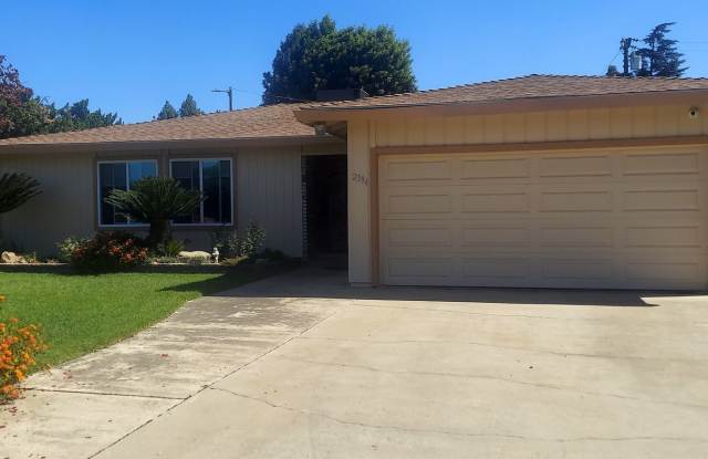 2394 Linden St, Atwater