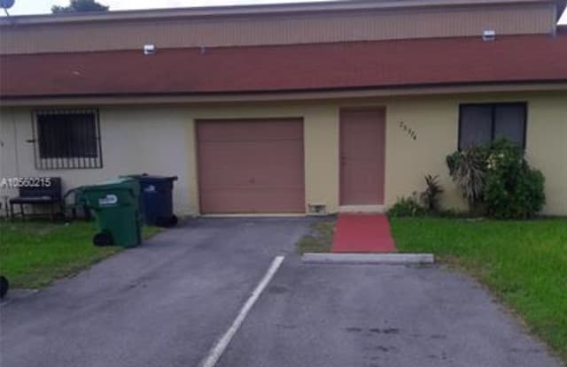 28374 SW 140th Pl - 28374 Southwest 140th Place, Leisure City, FL 33033