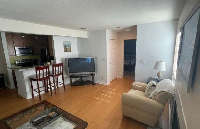 Photo of 276 Alexandra Drive unit: 13