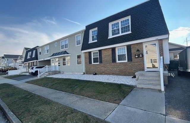 3200 W Brigantine Ave