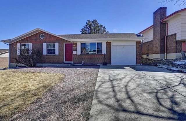 1647 Glacier Drive