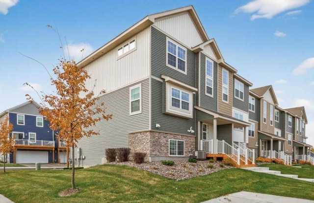 6612 Hinterland Trail