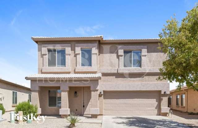 Photo of 334 East Taylor Trail