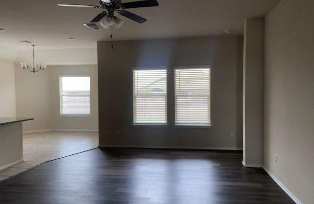 3 BEDROOM WITH COMMUNITY POOL, BELTON ISD