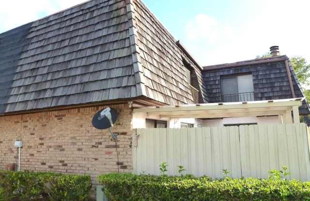 Photo of 1526 Winter Green Blvd