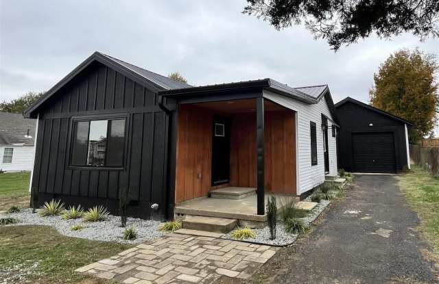 Photo of 1003 W Vine Street