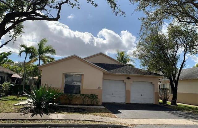 20724 NW 3rd Ct - 20724 Northwest 3rd Court, Pembroke Pines, FL 33029