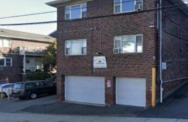 455 FAIRVIEW AVE