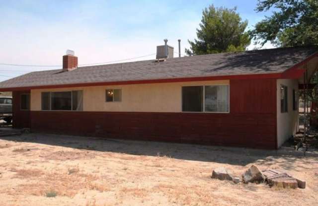 2 bedroom 2 bathroom House In Apple Valley, Ca