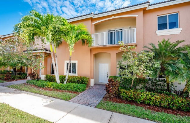 2354 SE 16th Pl - 2354 Southeast 16th Place, Homestead, FL 33035