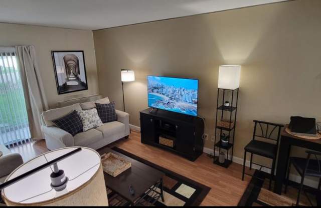 2106 Kanawha Boulevard East