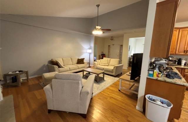 5055 Constitution Lane