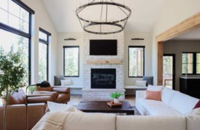 Photo of 453 Camron Ln