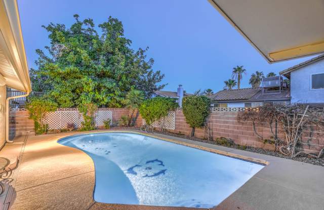 3445 Toquima Cir