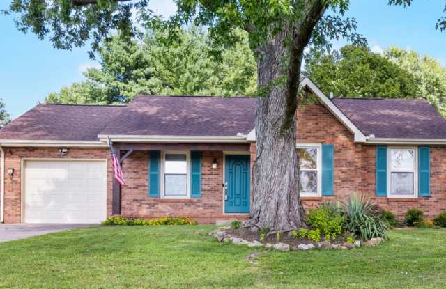 Beautiful Home In St. B!! 3 Bed/ 2 Bath Large Corner Lot!