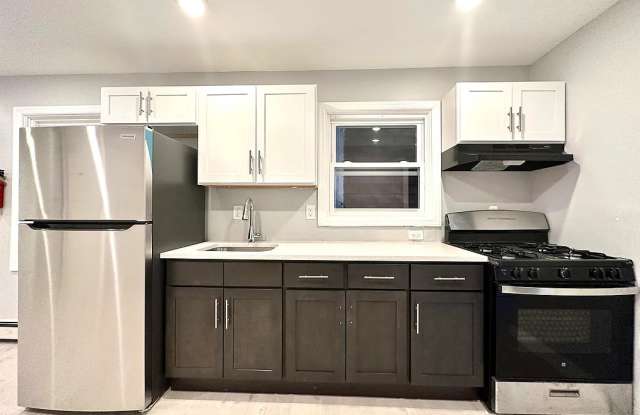 Photo of 212 Zabriskie St