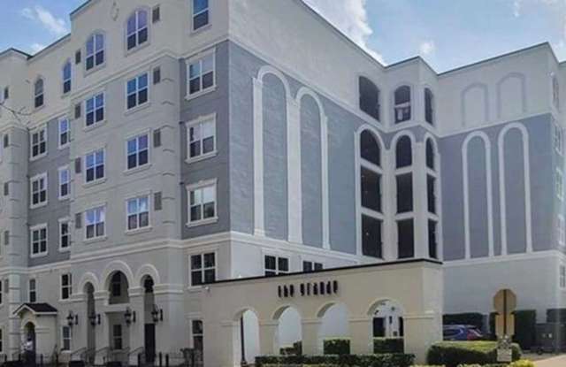 Corner Unit 2 bedroom 2 bathroom at The Grande Downtown