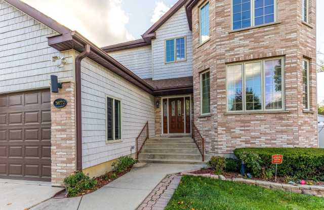 20772 N William Avenue