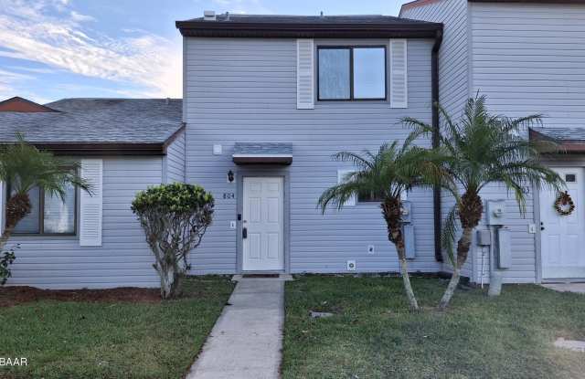 Photo of 804 Deer Springs Road