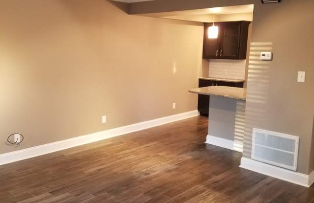 Photo of Frost Courtyard Apartments -