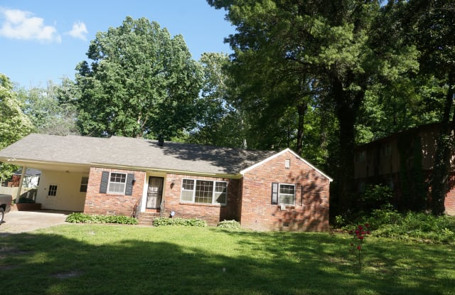 3002 Scotland Rd - 3002 Scotland Road, Memphis, TN 38128