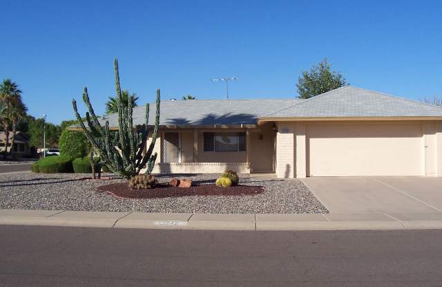 12742 W CRYSTAL LAKE Drive - 12742 West Crystal Lake Drive, Sun City West, AZ 85375