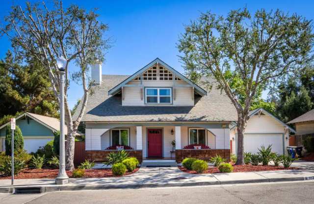 3523 Twogood Lane