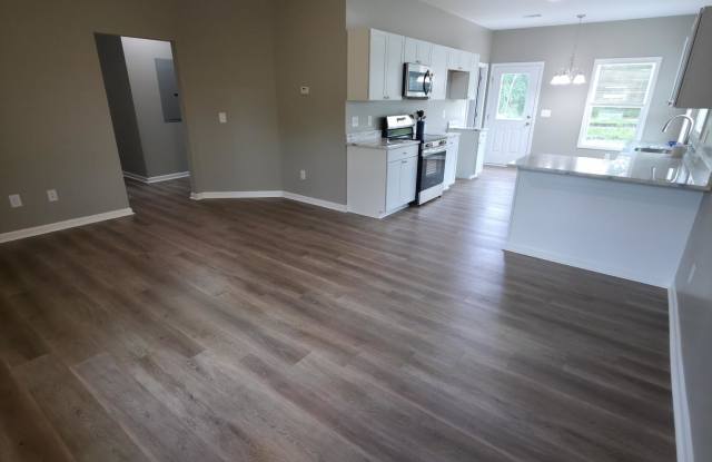 207 Charlotte Circle