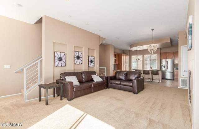 6605 N 93RD Avenue unit: 1042