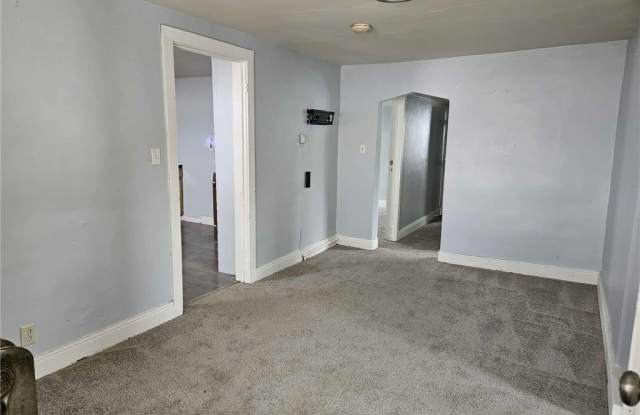 Photo of 521 S Wilbur Avenue