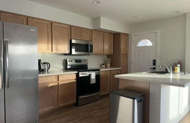 Photo of 1 W FAIRMONT Drive