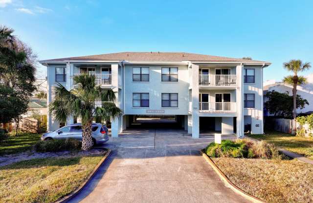 Photo of 221 6TH Avenue S unit: A