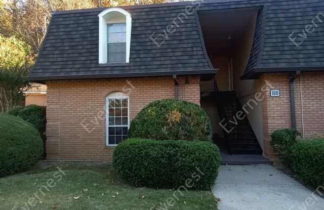 180 Old Montgomery Hwy