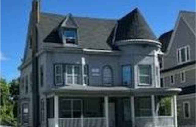 1531 East Genesee St Apt 22
