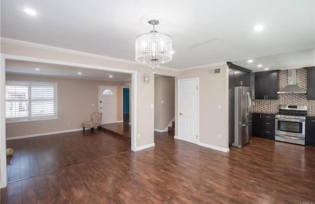 11378 Nashawena Court