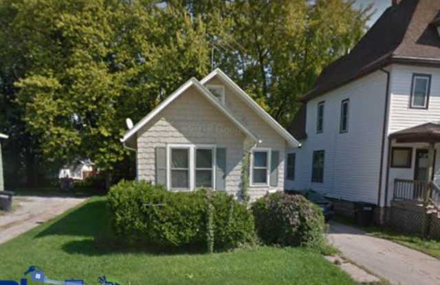 Photo of 1320 Eastman Street
