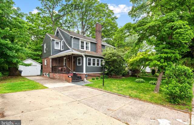 316 ESTAUGH Avenue