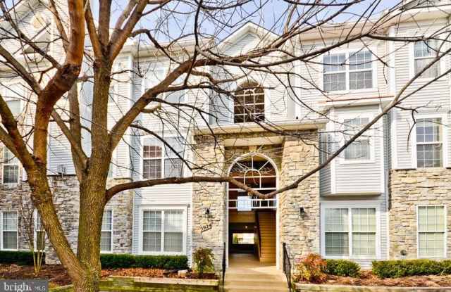 5924 FOUNDERS HILL DRIVE