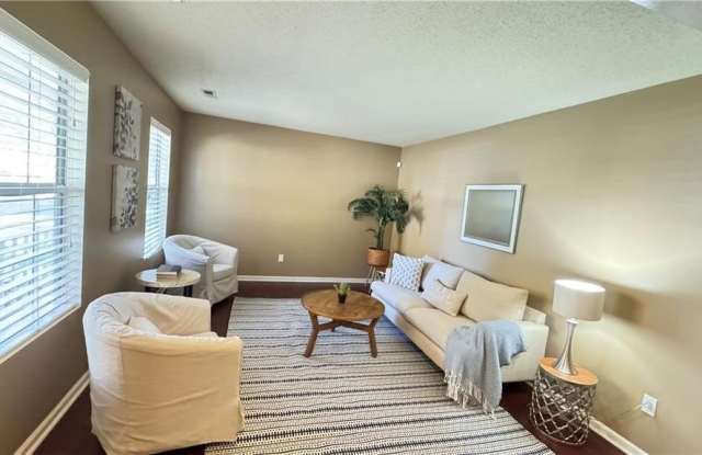 103 Summerglen Ridge