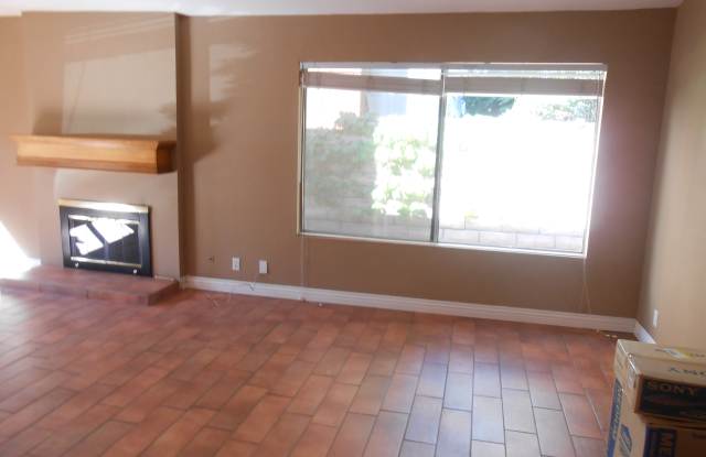 22431 Rippling Brook