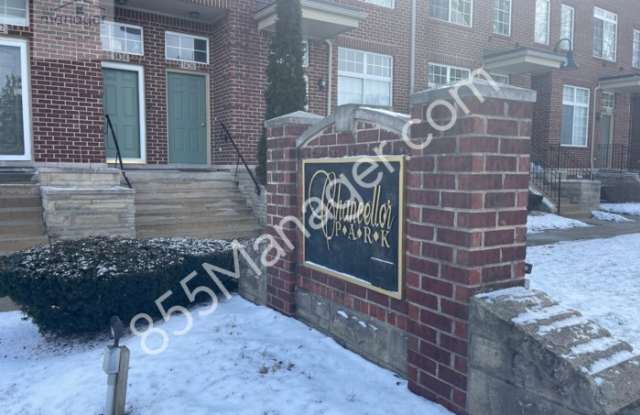 1426 Crimson Way