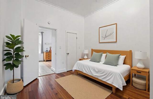 159 N 21ST Street unit: 2F