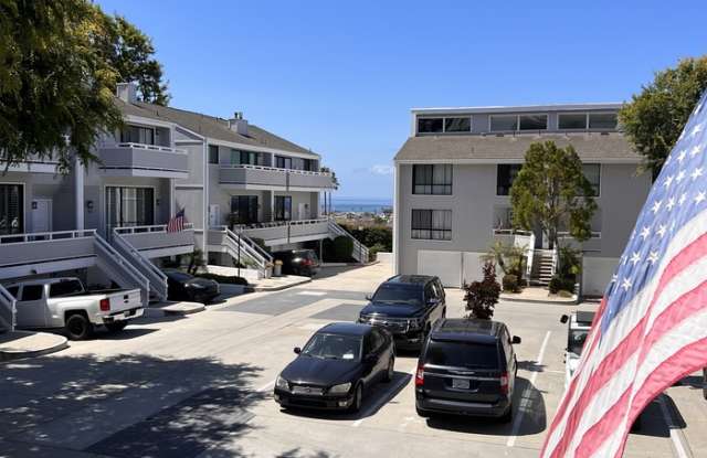 8 Encore Court