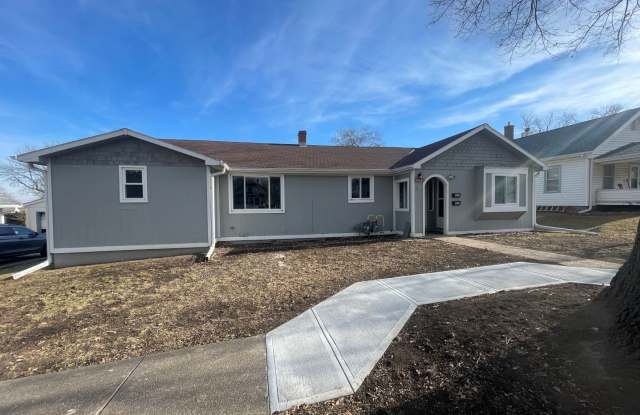 Photo of Town Home for rent in Papillion