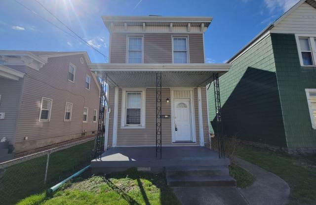 203 West Ross Ave 2BR/1.5BA (Cincinnati) - 203 West Ross Avenue, St. Bernard, OH 45217