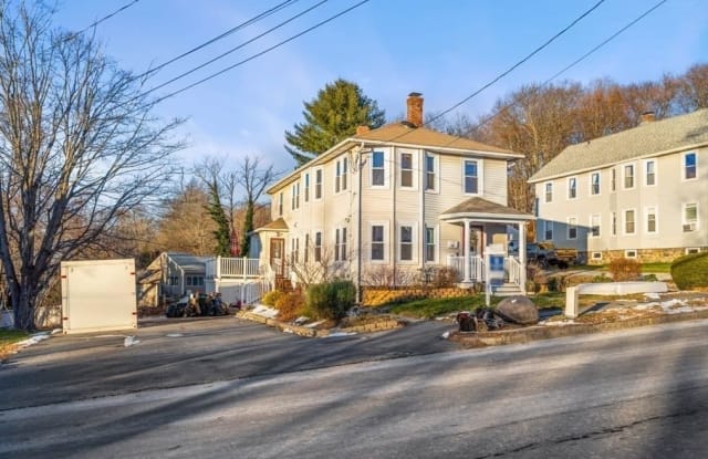 20 Walnut Ave - 20 Walnut Avenue, Andover, MA 01810